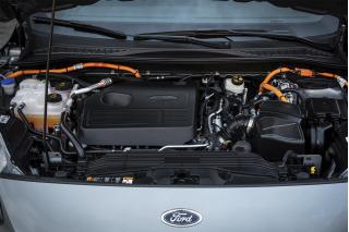 Ford Kuga Plug-in hybrid FWD 225Ps